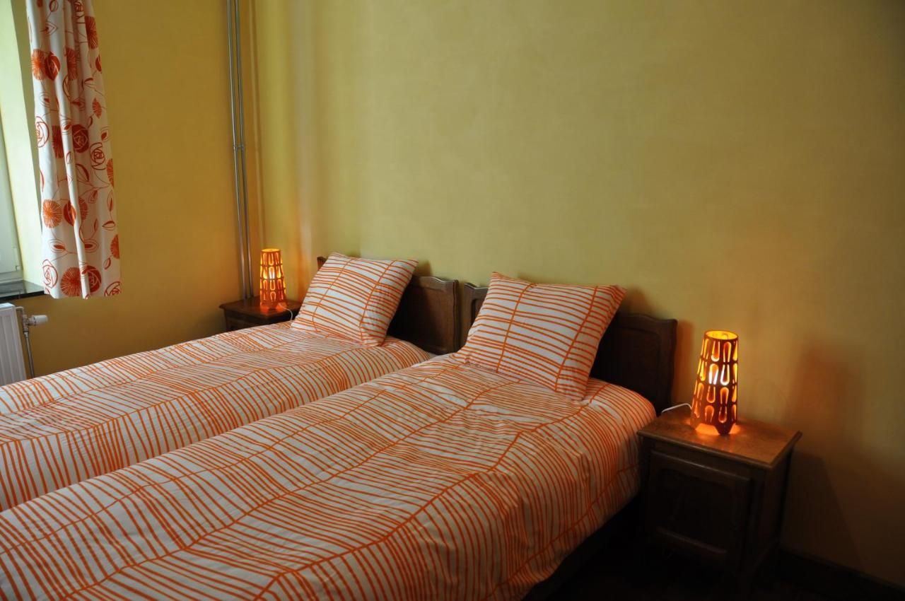 Santa Fe - Lutrebois Bed & Breakfast Бастон Екстериор снимка