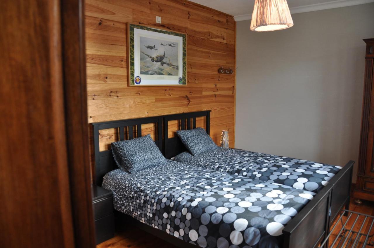 Santa Fe - Lutrebois Bed & Breakfast Бастон Екстериор снимка