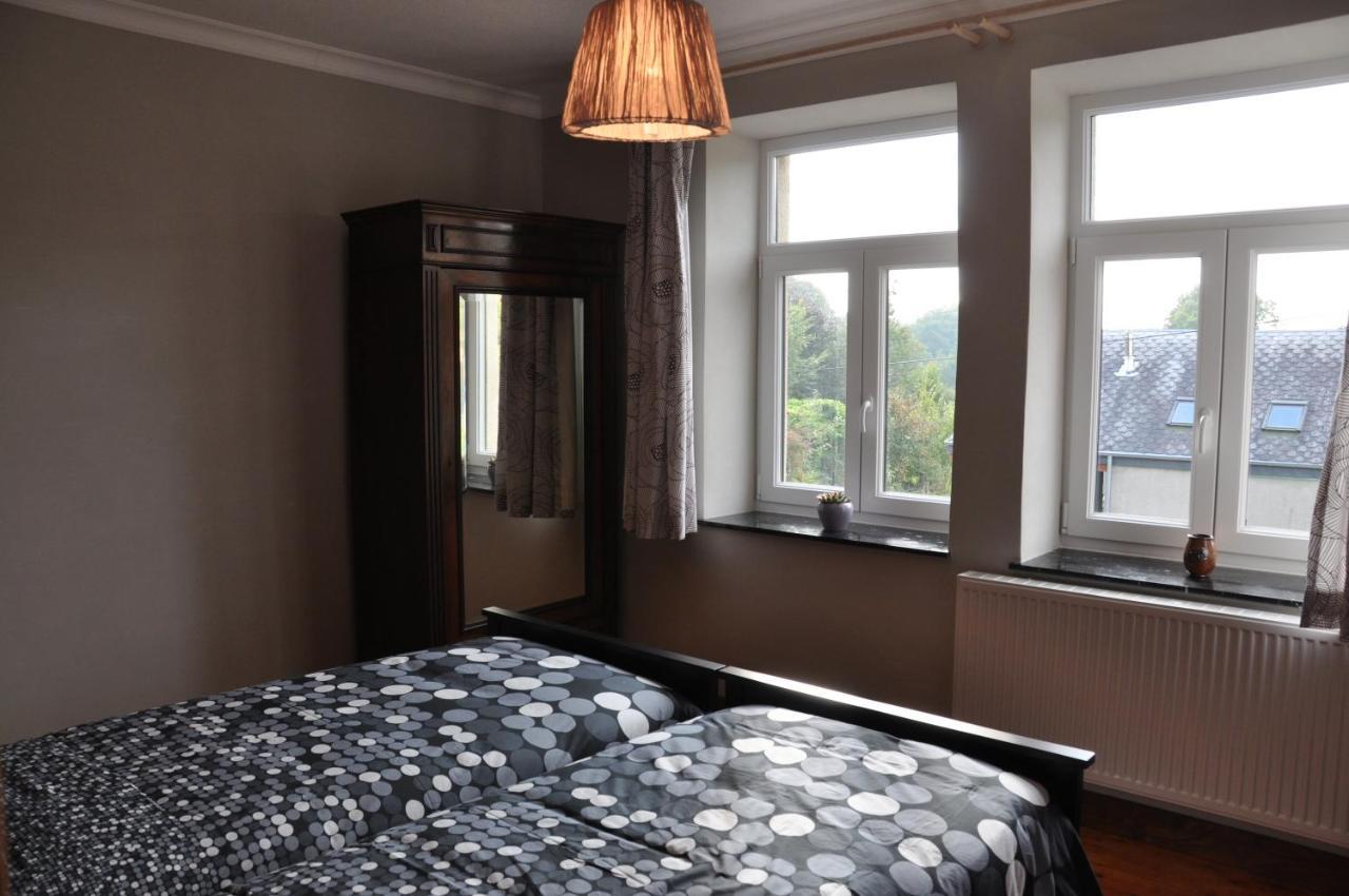 Santa Fe - Lutrebois Bed & Breakfast Бастон Екстериор снимка